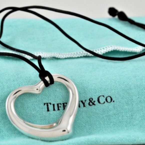Tiffany & Co. Peretti  XL Large Open Heart Pendant Necklace - Picture 3 of 5